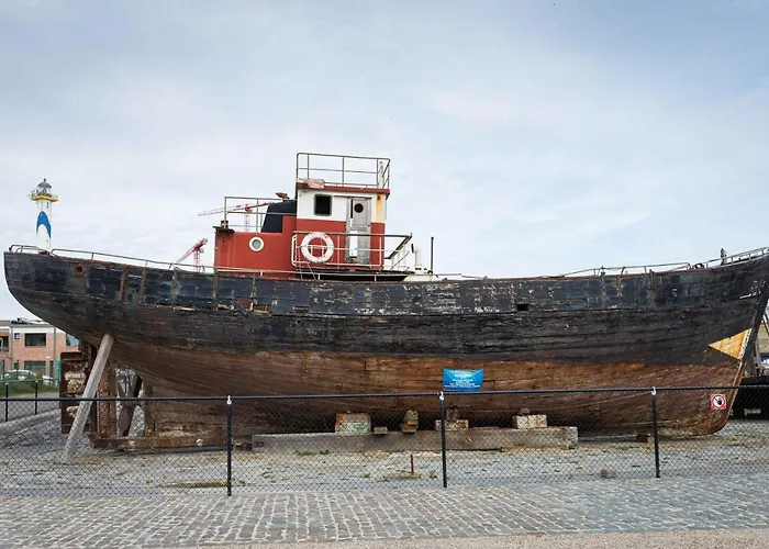 Port Side Incl Parking Apartamento *